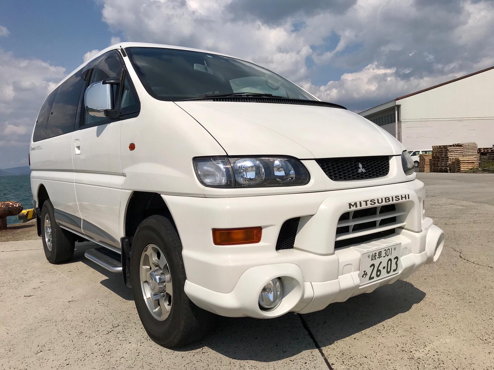 Mitsubishi delica ii