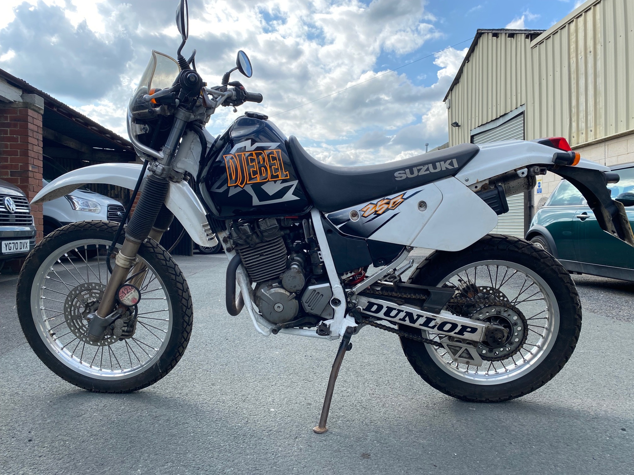 Suzuki djebel 250 запчасти